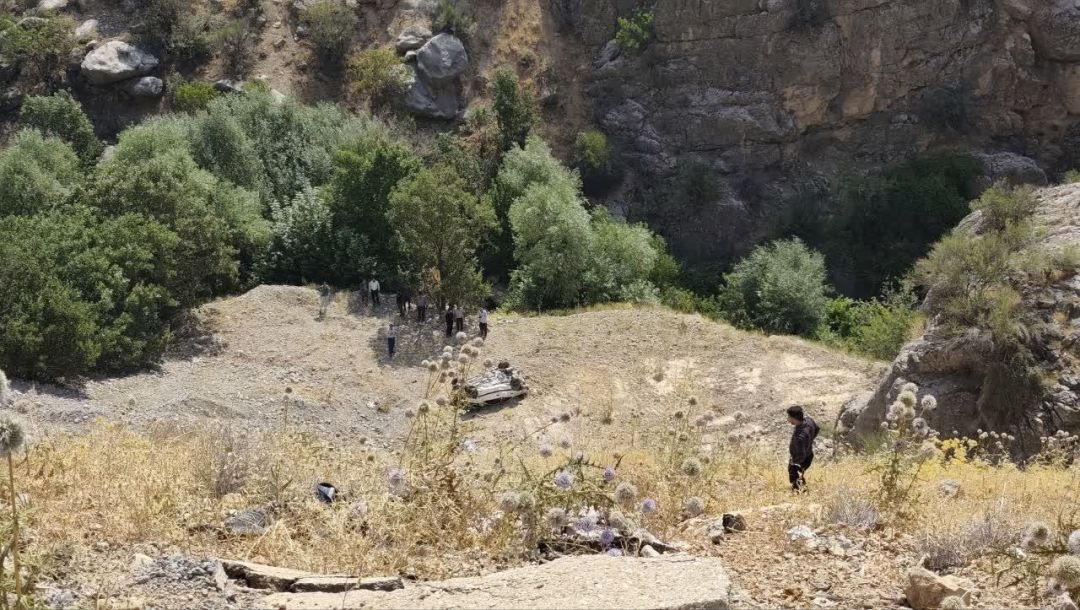 تصادف خونین در جاده سیسخت با ۴ کشته و زخمی تصادف خونین در جاده سیسخت با ۴ کشته و زخمی